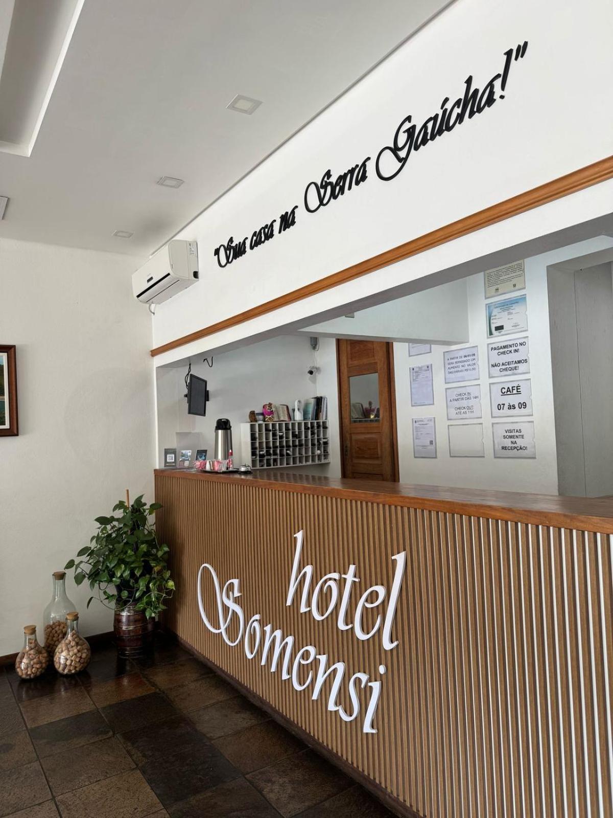Hotel Somensi Бенту-Гонсалвіс Екстер'єр фото